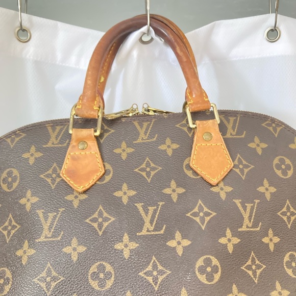 Sale! Authentic Louis Vuitton Alma Bag! - Picture 4 of 12